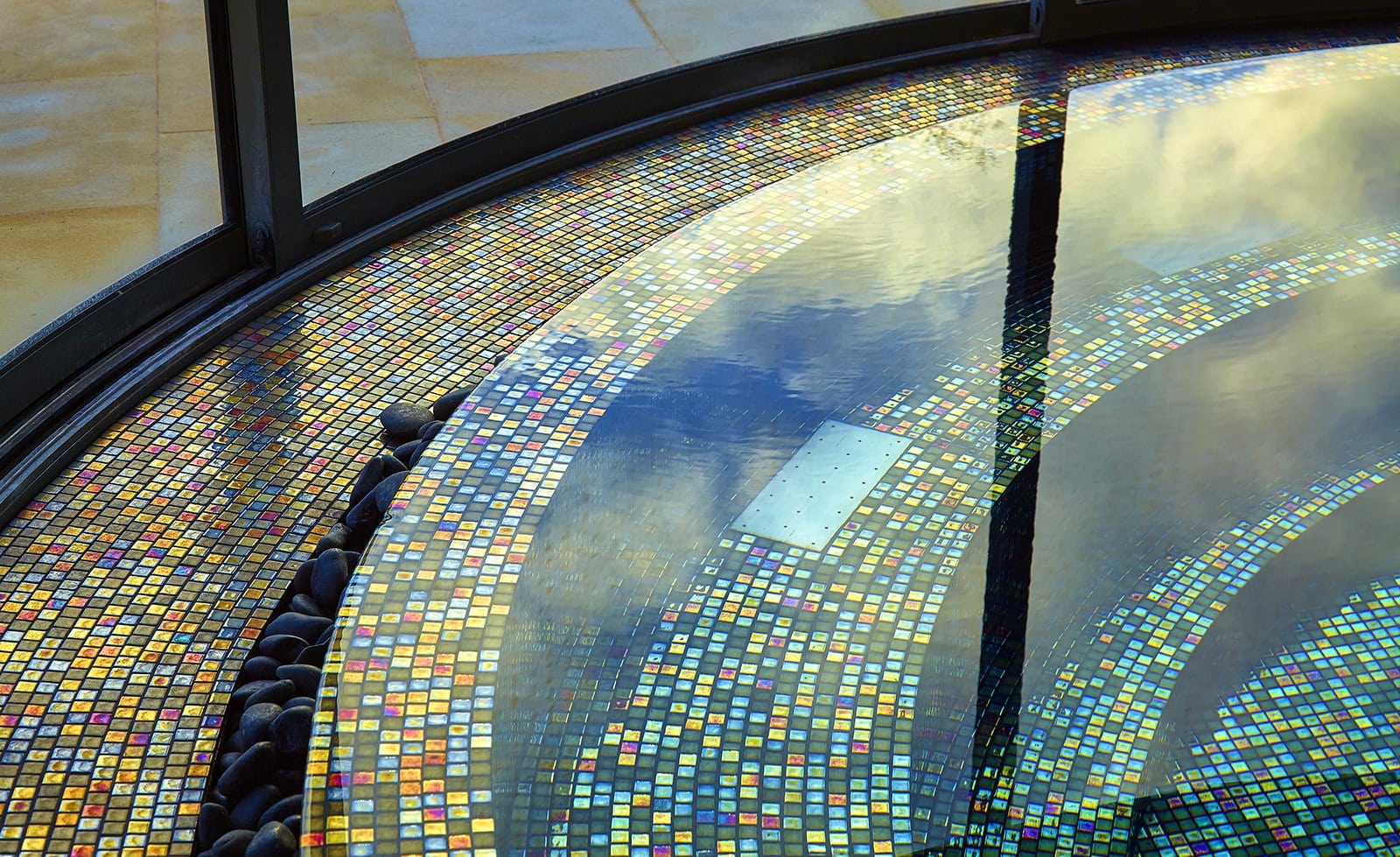 Alexander-Cocktail-Mosaic-POOL-Ezarri-7.jpg